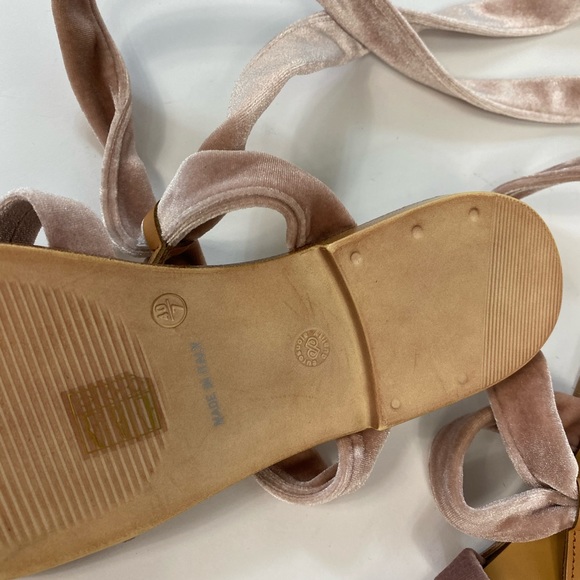 GEORGE J LOVE PINK VELVET TIE ON SANDALS 10 - Picture 4 of 4